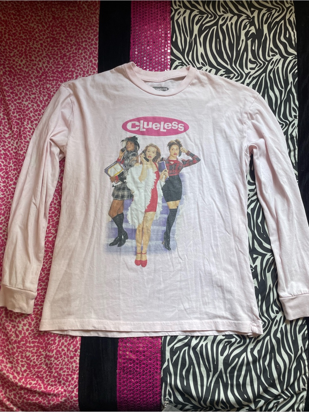 Graphic Long Sleeve Tee (clueless)